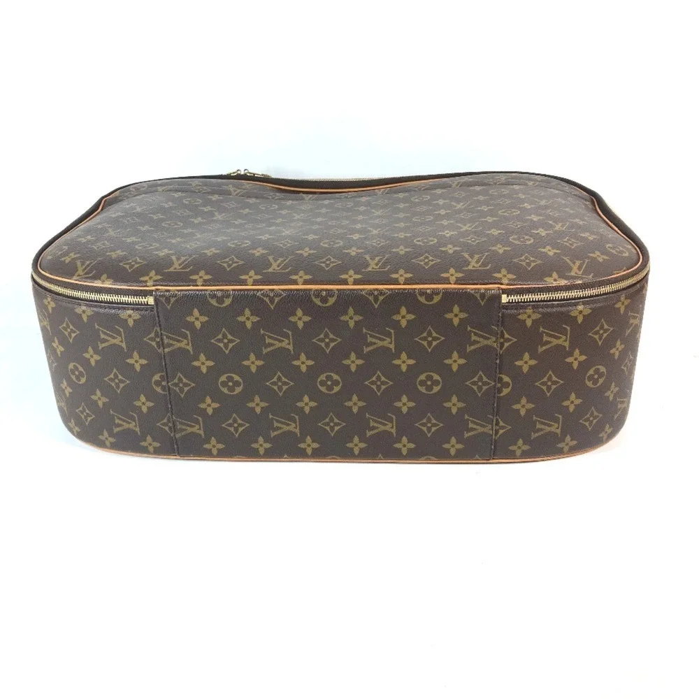 LOUIS VUITTON Brown Monogram Canvas Shoulder Bag